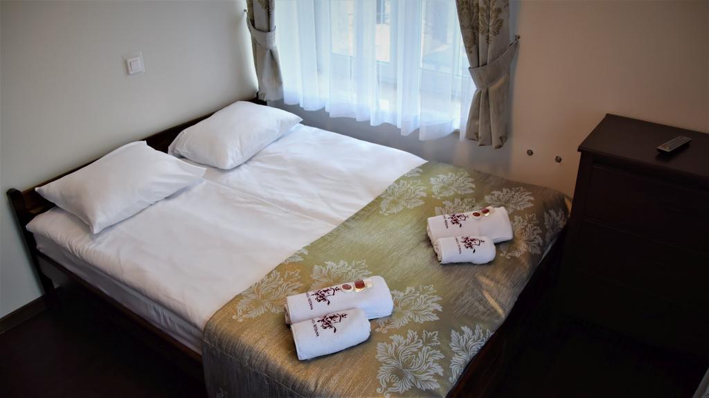 Willa Rozana - Apartamenty I Pokoje Goscinne Sandomierz Εξωτερικό φωτογραφία
