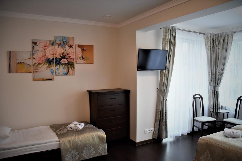 Willa Rozana - Apartamenty I Pokoje Goscinne Sandomierz Εξωτερικό φωτογραφία
