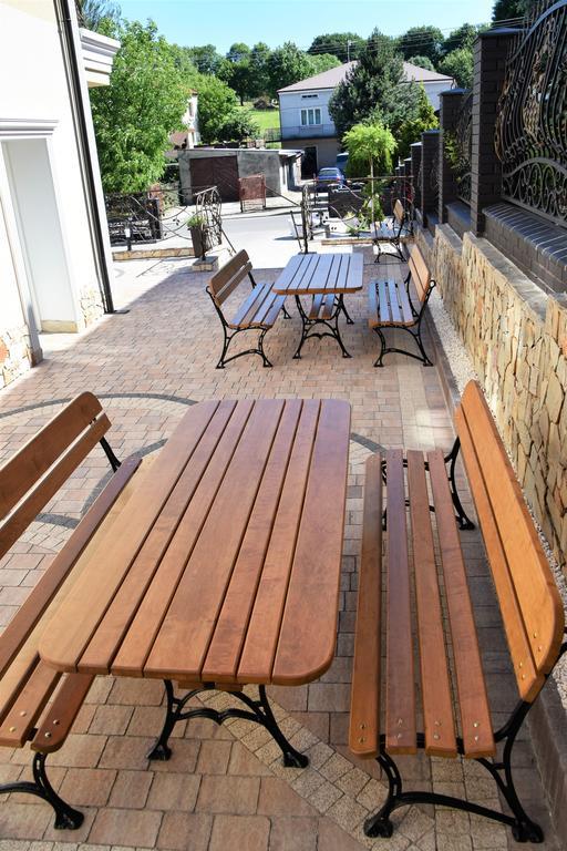 Willa Rozana - Apartamenty I Pokoje Goscinne Sandomierz Εξωτερικό φωτογραφία
